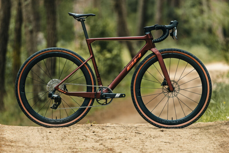 BH GravelX R Focuses on Gravel Racing with Lighter, Simplified Carbon Frame