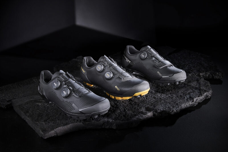 Removable Toe AND Heel Spikes? New Trek METNET MTB Shoes Offer All The Grip