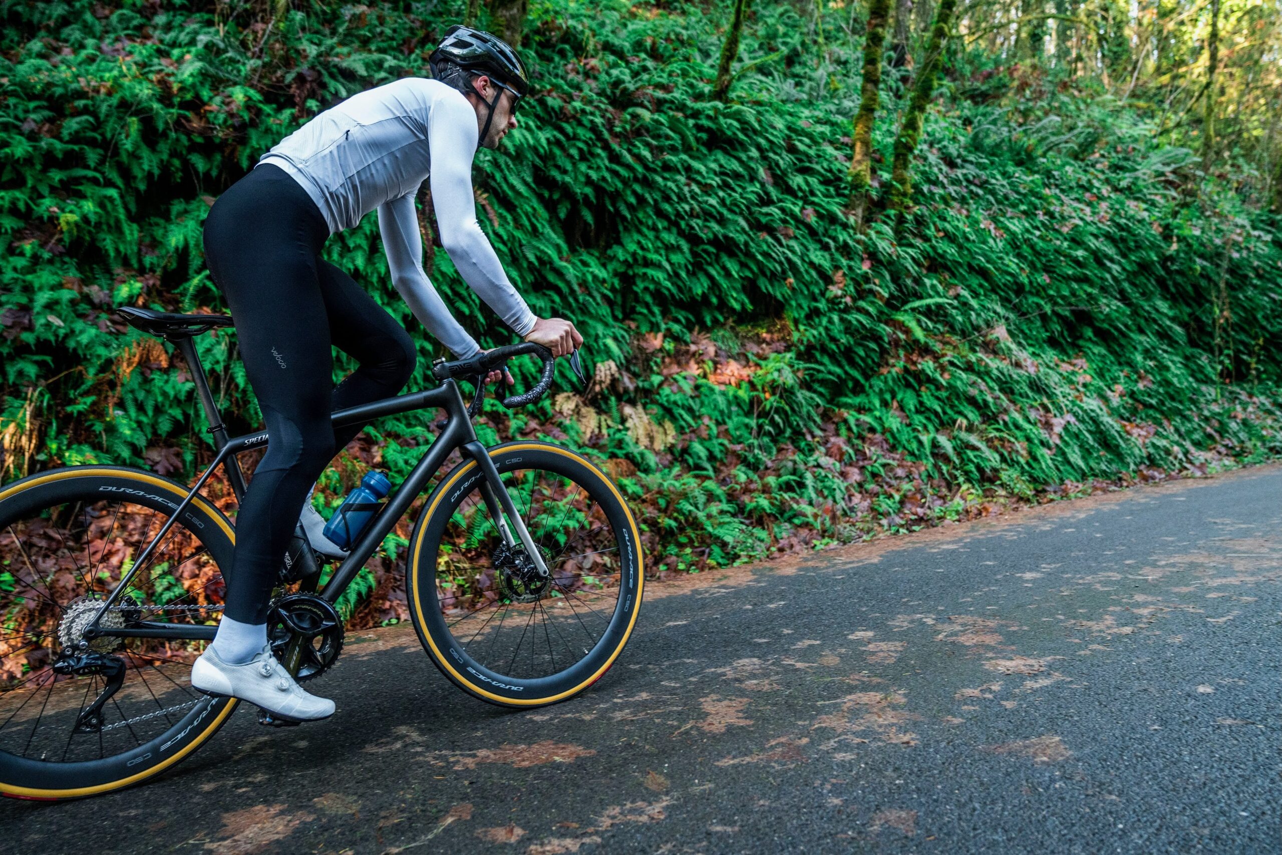 Riding a road bike that is lubed with a wax-based drip-on chain lube