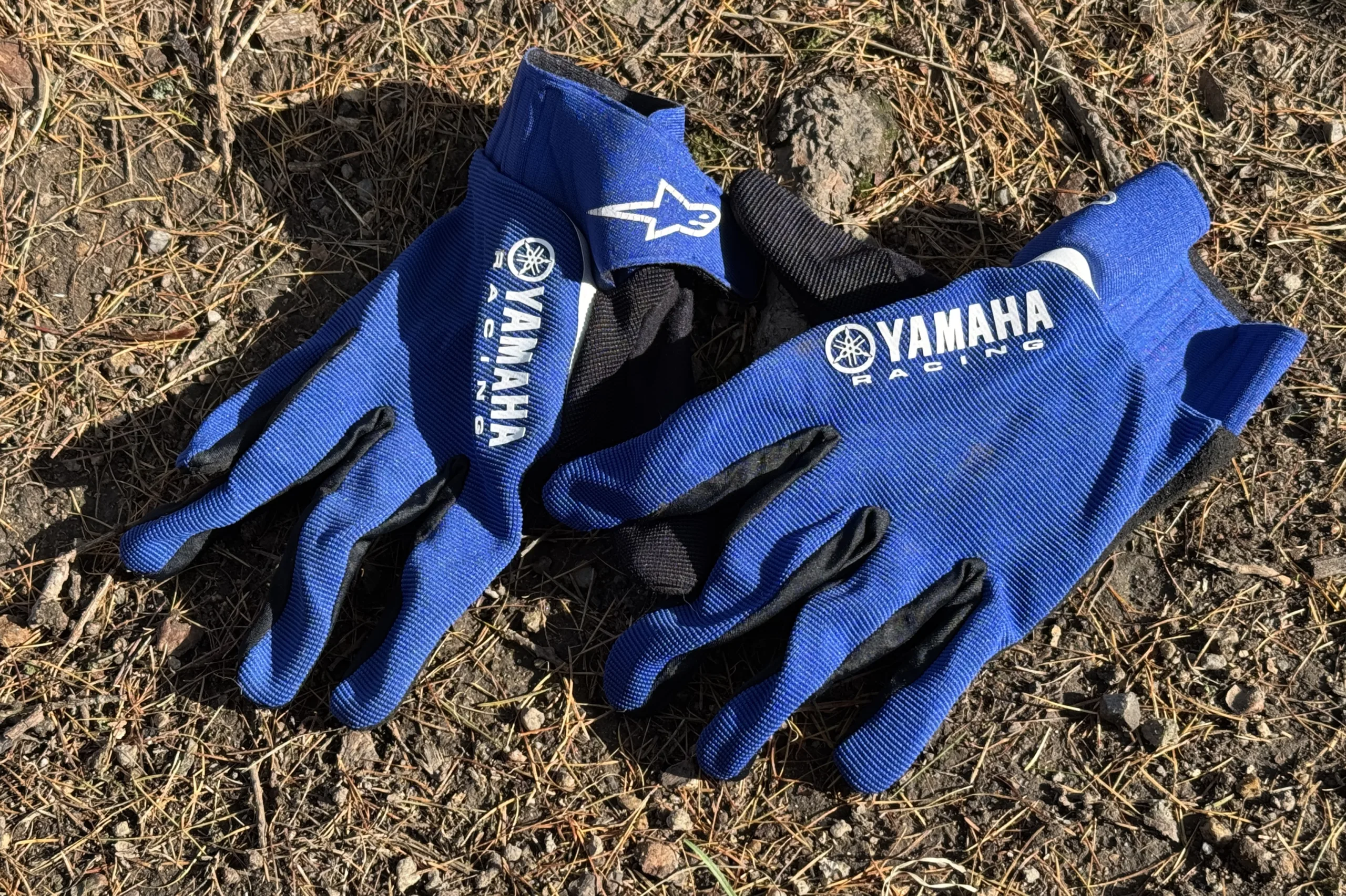 Yamaha ebikes eMTB gloves