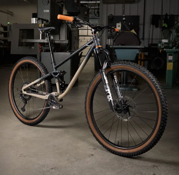 Trek Prototype PipeDream Steel Full Sus hero